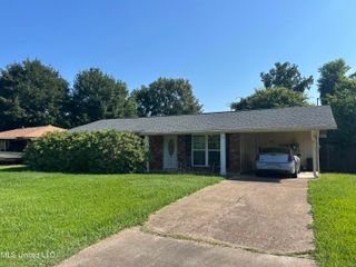 1213 Apple Street, Vidalia, LA 71373