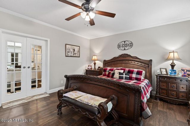 11783 WATER BLUFF Drive E, Jacksonville, FL 32218