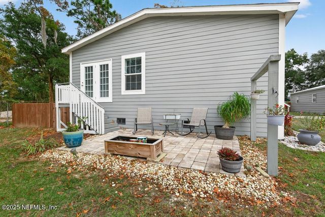 11783 WATER BLUFF Drive E, Jacksonville, FL 32218