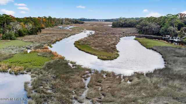 11783 WATER BLUFF Drive E, Jacksonville, FL 32218