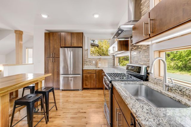 14 Sulphur Springs Road, Asheville, NC 28806