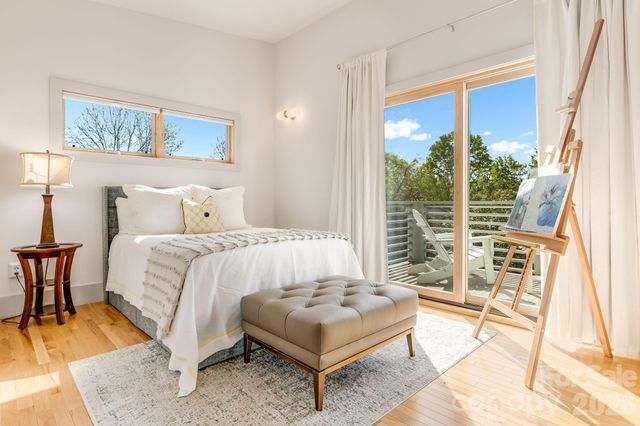 14 Sulphur Springs Road, Asheville, NC 28806