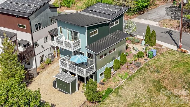 14 Sulphur Springs Road, Asheville, NC 28806