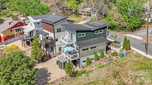 14 Sulphur Springs Road, Asheville, NC 28806
