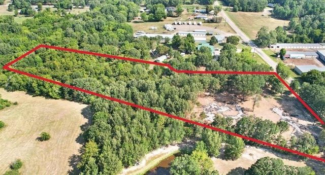 2550 Farm Market 21, Pittsburg, TX 75686
