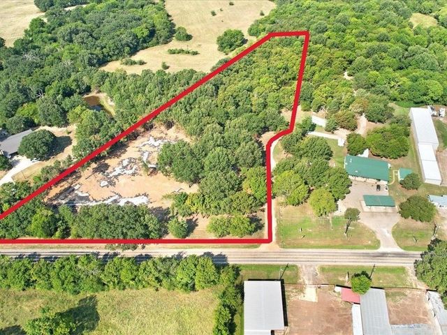 2550 Farm Market 21, Pittsburg, TX 75686