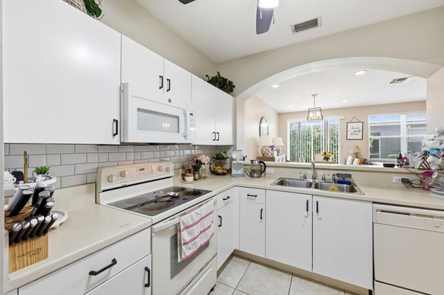 4962 Grinnell Street, Lake Worth, FL 33463