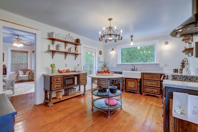 134 Boulder St, Nevada City, CA 95959