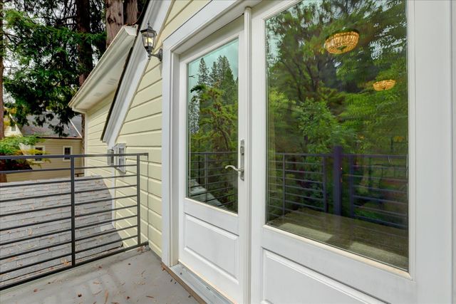 134 Boulder St, Nevada City, CA 95959