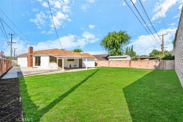 2517 Deodar Street, Santa Ana, CA 92705