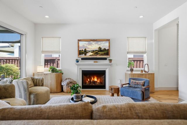 3541 Deer Park Dr, Folsom, CA 95630