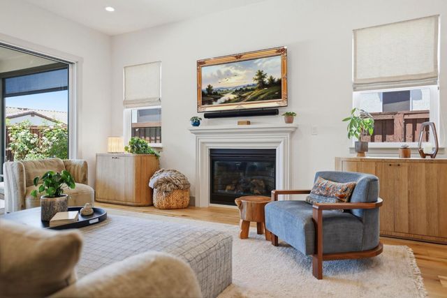 3541 Deer Park Dr, Folsom, CA 95630