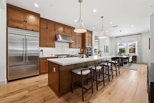 3541 Deer Park Dr, Folsom, CA 95630