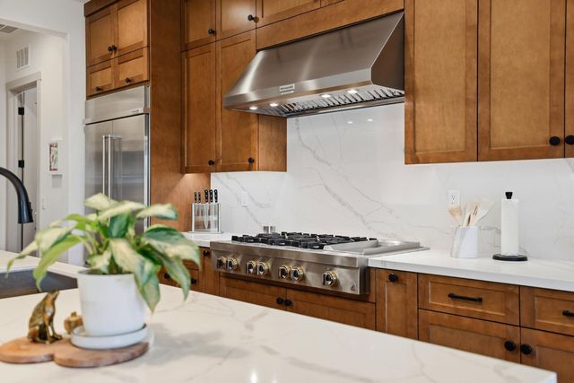 3541 Deer Park Dr, Folsom, CA 95630