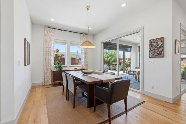 3541 Deer Park Dr, Folsom, CA 95630