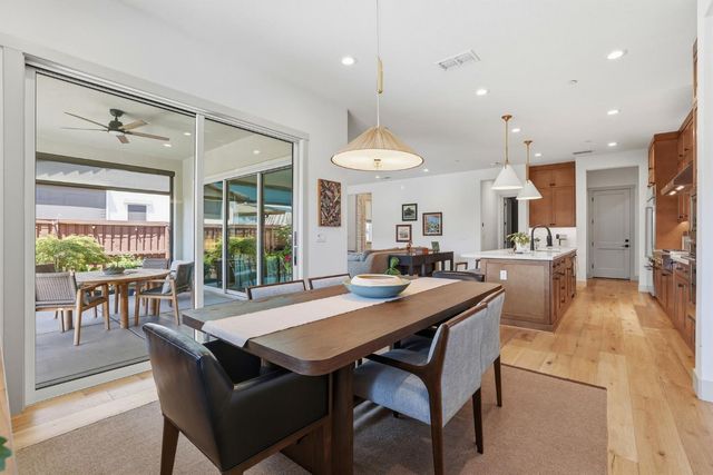 3541 Deer Park Dr, Folsom, CA 95630
