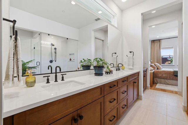 3541 Deer Park Dr, Folsom, CA 95630