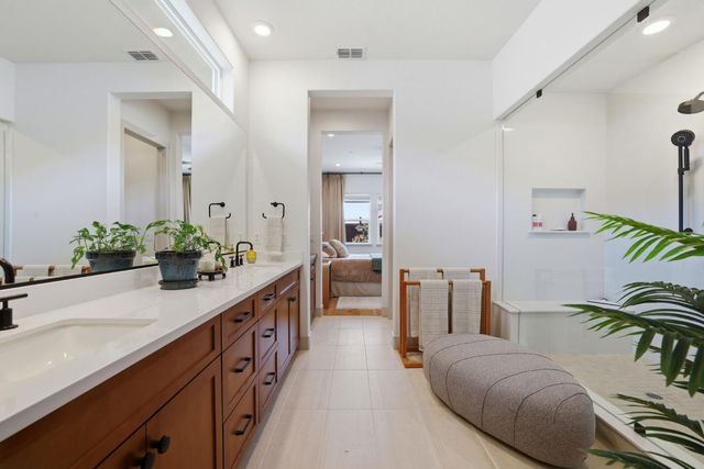 3541 Deer Park Dr, Folsom, CA 95630