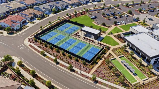 3541 Deer Park Dr, Folsom, CA 95630