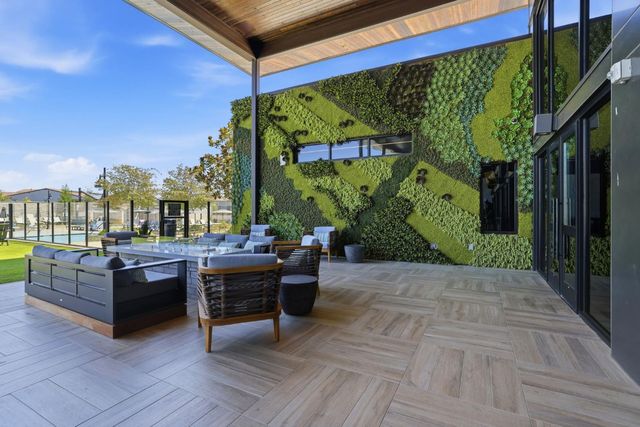 3541 Deer Park Dr, Folsom, CA 95630