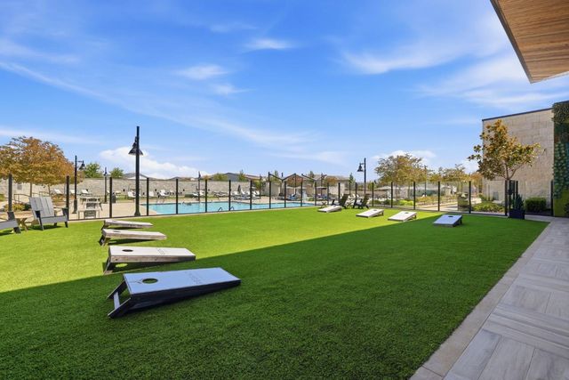 3541 Deer Park Dr, Folsom, CA 95630