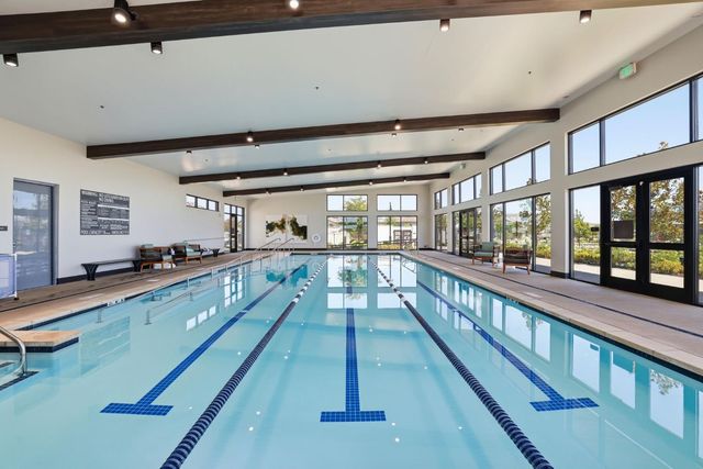 3541 Deer Park Dr, Folsom, CA 95630