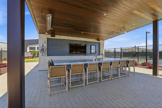 3541 Deer Park Dr, Folsom, CA 95630