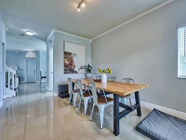101 S SANTA CATALINA Circle 101, North Lauderdale, FL 33068
