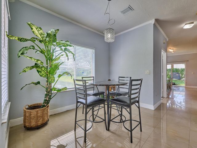 101 S SANTA CATALINA Circle 101, North Lauderdale, FL 33068