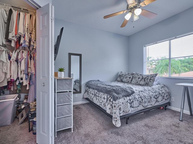 101 S SANTA CATALINA Circle 101, North Lauderdale, FL 33068