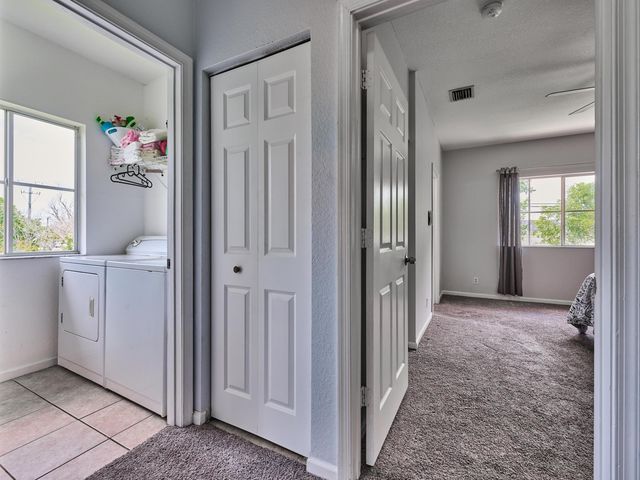 101 S SANTA CATALINA Circle 101, North Lauderdale, FL 33068