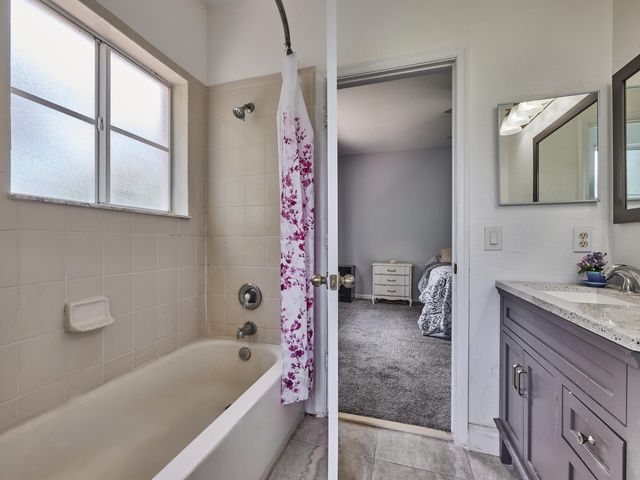 101 S SANTA CATALINA Circle 101, North Lauderdale, FL 33068
