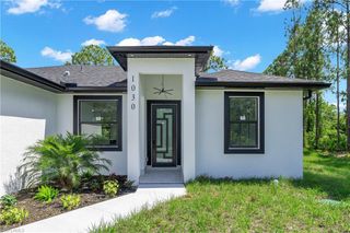 1030 Hunter ST E, Lehigh Acres, FL 33974
