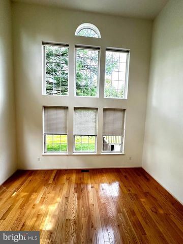 92 DISPATCH DR, Washington Crossing, PA 18977