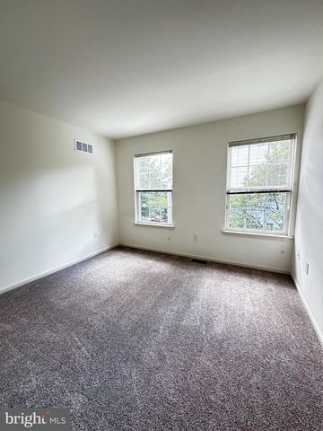 92 DISPATCH DR, Washington Crossing, PA 18977