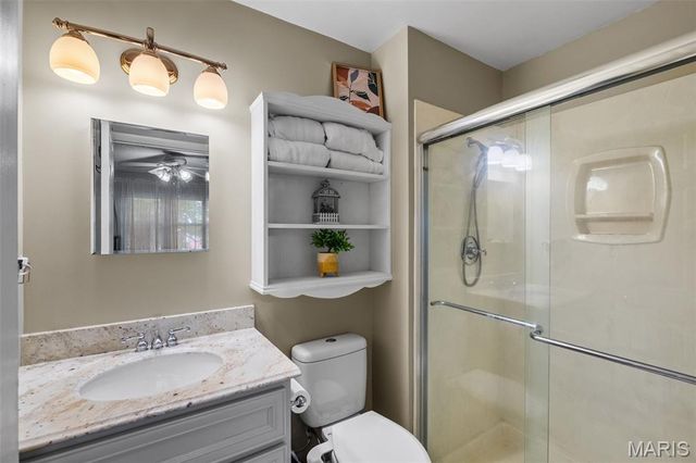 3652 Lemay Woods Drive, Oakville, MO 63129