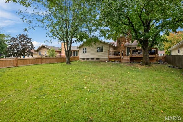 3652 Lemay Woods Drive, Oakville, MO 63129