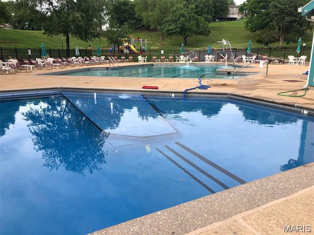 3652 Lemay Woods Drive, Oakville, MO 63129