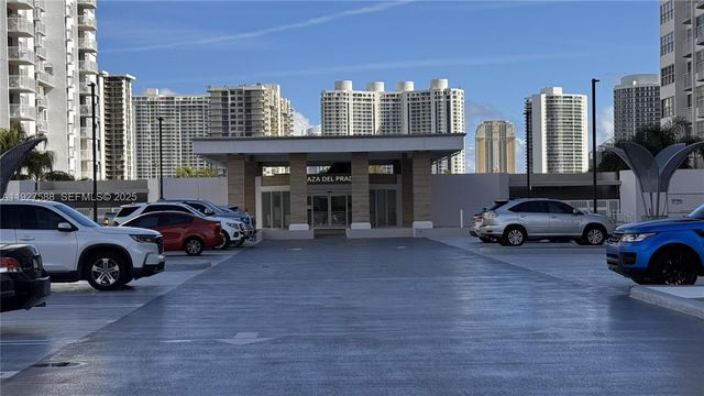 18071 Biscayne Blvd 704, Aventura, FL 33160