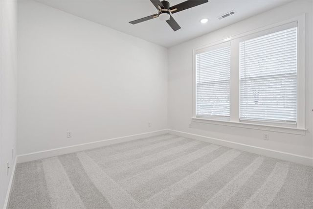 14 May Lane, Bella Vista, AR 72715