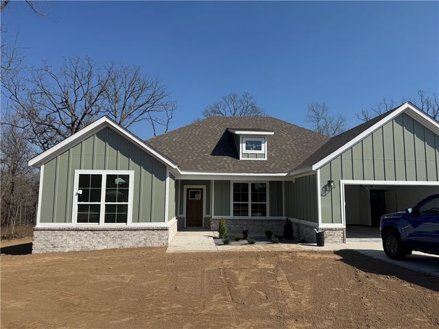 14 May Lane, Bella Vista, AR 72715