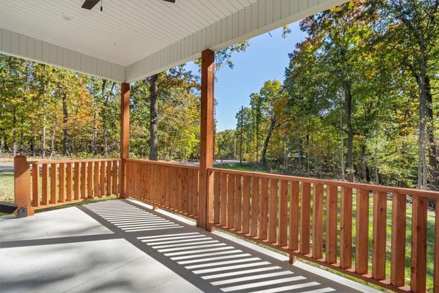 14 May Lane, Bella Vista, AR 72715