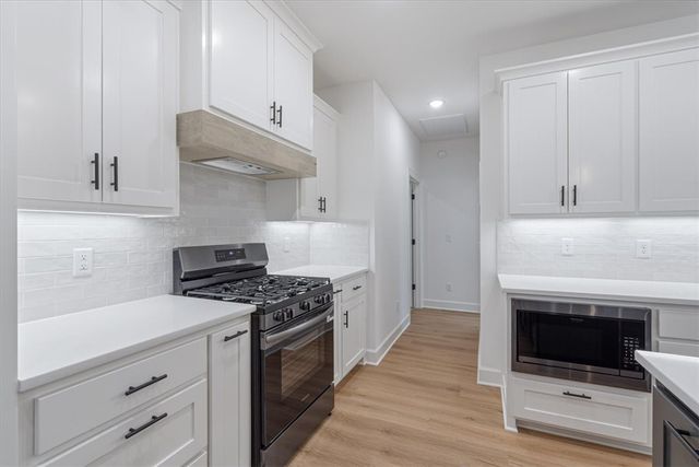 14 May Lane, Bella Vista, AR 72715