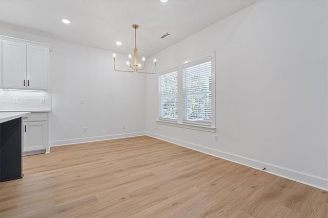 14 May Lane, Bella Vista, AR 72715