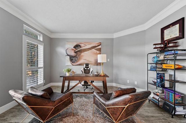 8223 Lakeshore Villa Drive, Houston, TX 77346