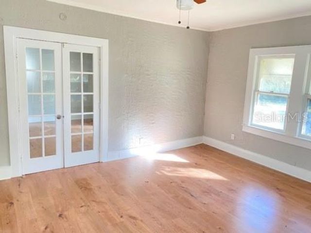 1204 E RIVER COVE STREET, Tampa, FL 33604