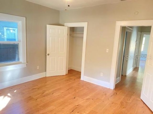 1204 E RIVER COVE STREET, Tampa, FL 33604