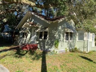 1204 E RIVER COVE STREET, Tampa, FL 33604