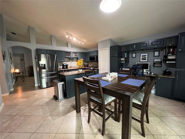 6410 CHERRY GROVE CIRCLE, Orlando, FL 32809