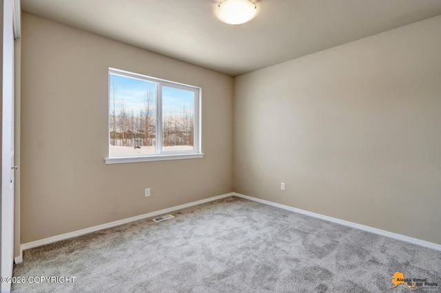 5990 Takotna Loop, Anchorage, AK 99504